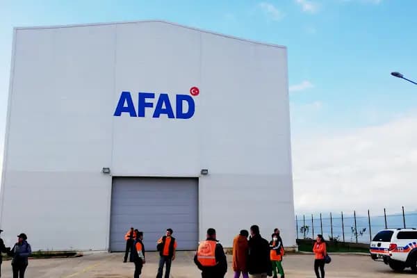 Afad Deposu - Devlet Dairesi - Antalya Döşemealtı