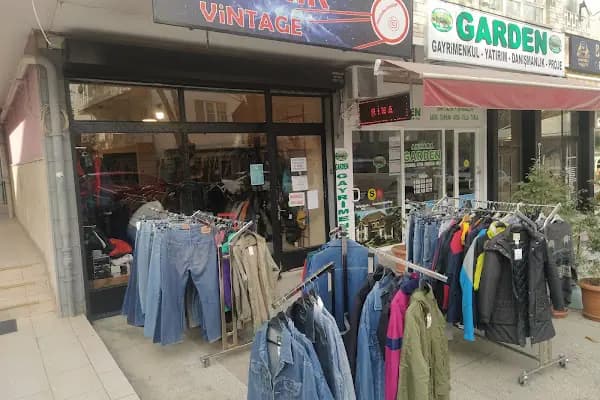 Sputnik Vintage - İkinci El Kıyafet Mağazası - Ankara Mamak
