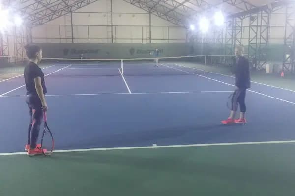 YALOVA TENİS VE DAĞCILIK KULÜBÜ - Spor salonu - Yalova Termal