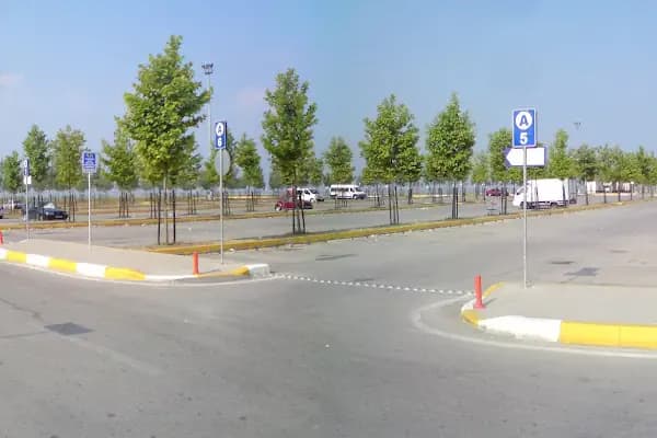 Kocaeli Büyükşehir Belediyesi Otopark - Park Yeri - Kocaeli Başiskele