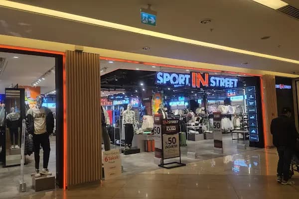 IN Street Tepe Nautilus AVM Mağazası - Ayakkabı mağazası - İstanbul Kadıköy