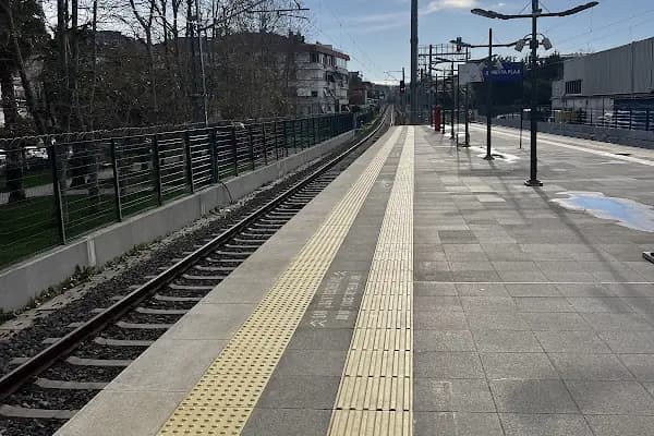 Maltepe - Tren İstasyonu - İstanbul Maltepe