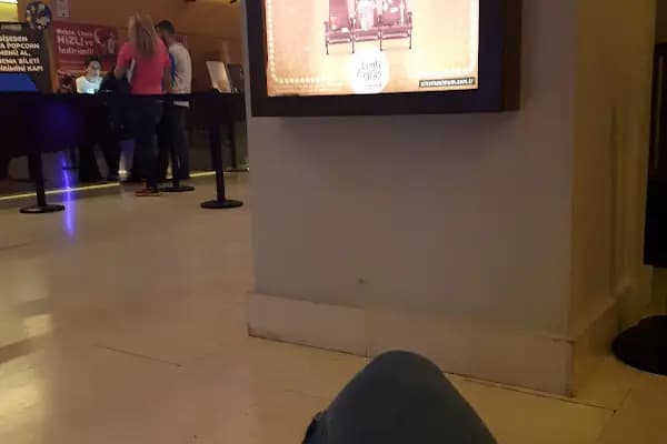 Paribucineverse Denizli Sanat Merkezi - Sinema Salonu - Denizli Pamukkale