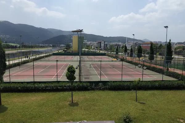 Park akademi spor ve yaşam merkezi - Tenis Kortu - Bursa Osmangazi