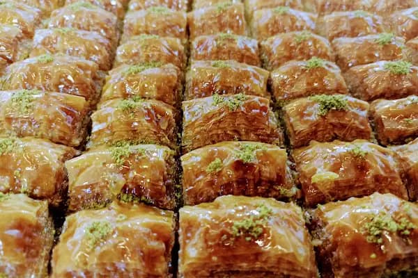 Meşhur tatlıcı Mehmet usta - Tatlı Dükkanı - Adana Yüreğir