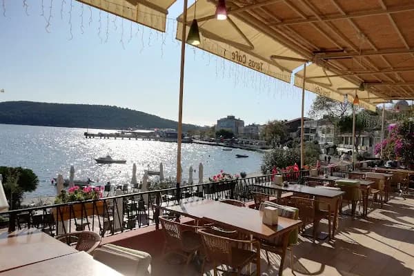 Burgazada Teras Cafe - Kahvaltı restoranı - İstanbul Adalar