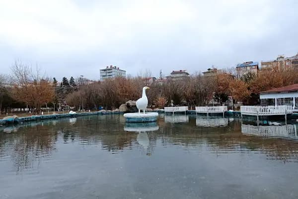 Mesut Yılmaz Dinlenme Parkı - Park - Kars Akyaka