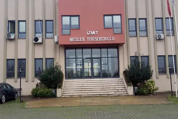 Kocaeli Üniversitesi Arslanbey Yerleşkesi - Üniversite - Kocaeli Kartepe