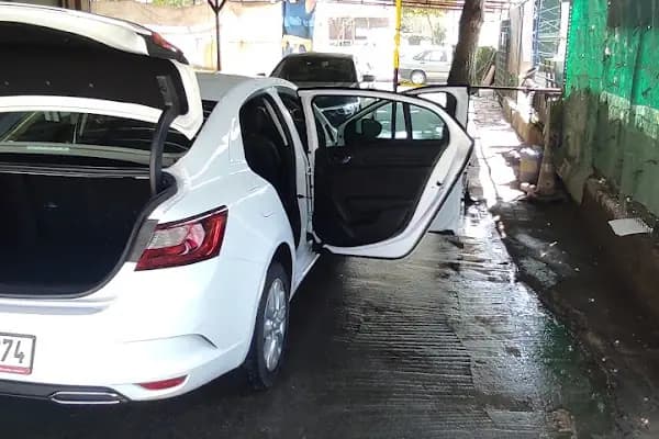Y-Tepe Oto Kuaför ve Yıkama Merkezi - Araba Yıkama - İstanbul Bağcılar
