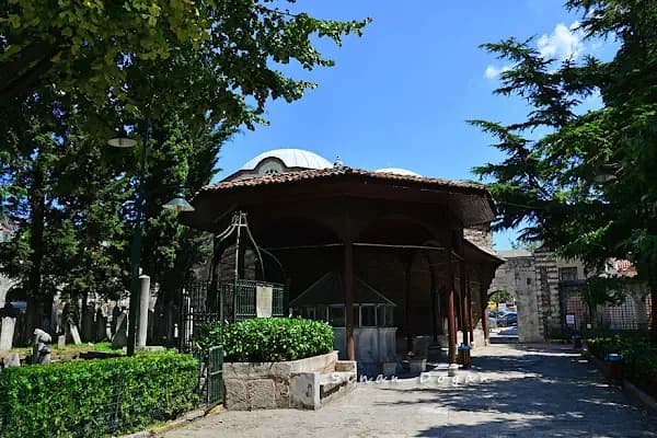 Hekimoğlu Ali Paşa Türbesi - Cami - İstanbul Eyüpsultan