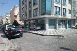 Yurtiçi Kargo Bayraklı