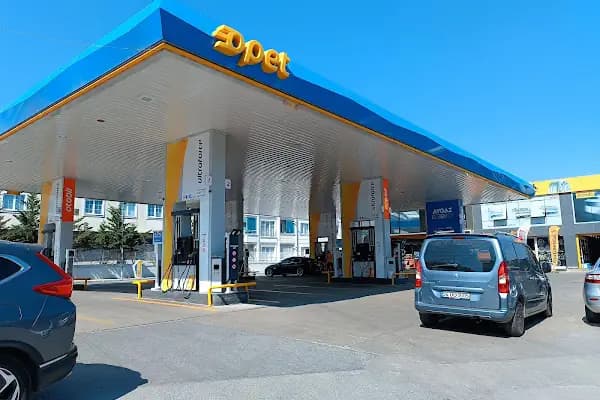 Opet - Benzin İstasyonu - İstanbul Bahçelievler