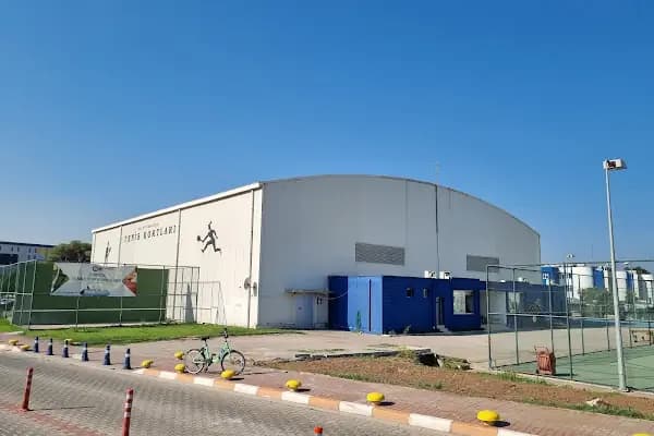 Ege Üniversitesi Tenis Kortları - Tenis Kortu - İzmir Karabağlar