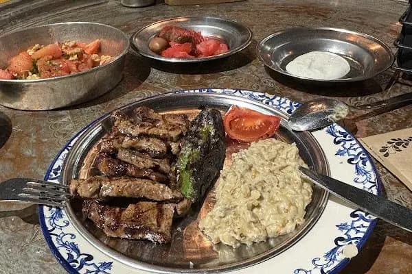 Van Menceli - Kaliteli yemek restoranı - Van Bahçesaray