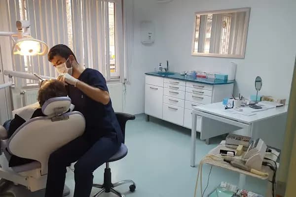 Başaraner Özel Ağız Ve Diş Sağlığı Polikiniği - Diş Kliniği - Bursa Osmangazi