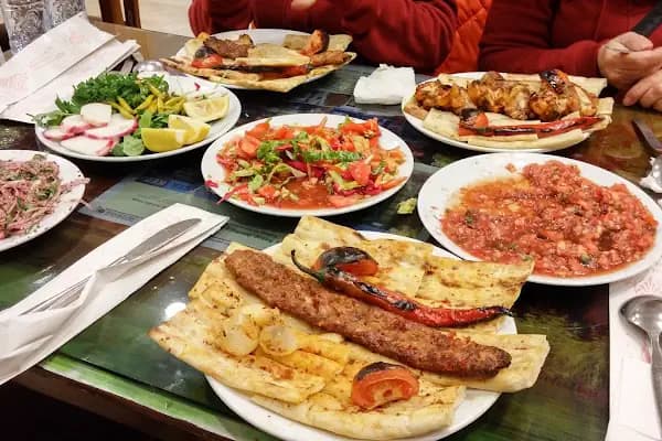 Abidin Usta - Türk restoranı - Adana Aladağ