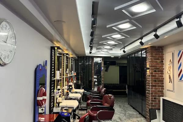 Baran Toprak Saç Tasarımı - Kuaför - Bursa Gemlik