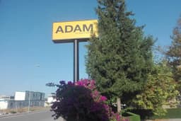 Adam Plastik