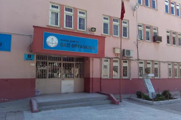 Gazi İlköğretim Okulu - Okul - Manisa Yunusemre