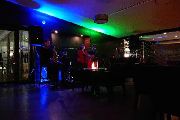 Sky Bar - Bar - İzmir Konak
