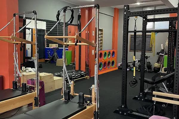 Omnia Personal Training &amp; Pilates Studio - Spor salonu - İzmir Buca