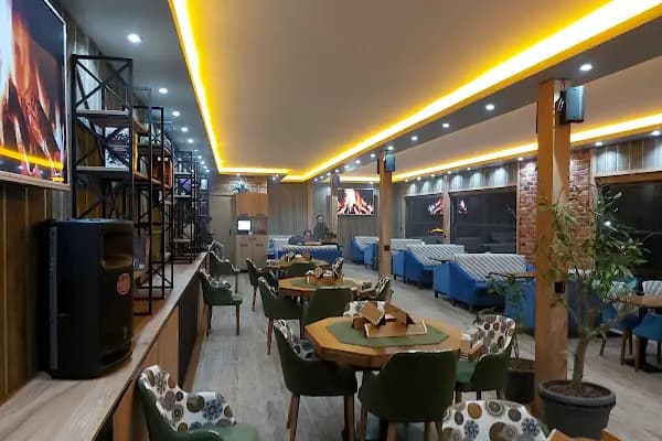 Alcazar Cafe - Kafe - İstanbul Büyükçekmece