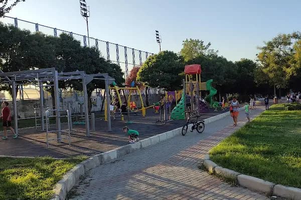 Karabağlar Belediyesi Karafatma Parkı - Park - İzmir Bayraklı