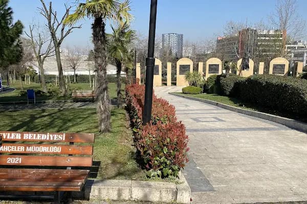 Mimar Sinan Parkı - Park - İstanbul Bahçelievler