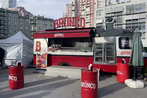 Bronco Ataşehir - Hamburger restoranı - İstanbul Arnavutköy