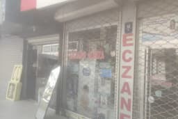 Gök Eczanesi