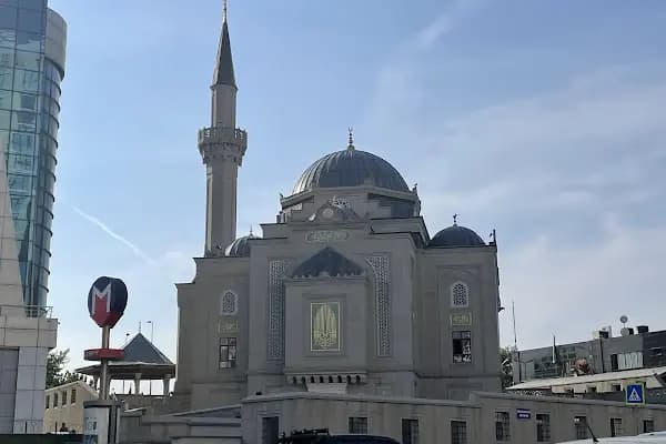 Hz. Aişe Cami - Cami - İstanbul Bağcılar