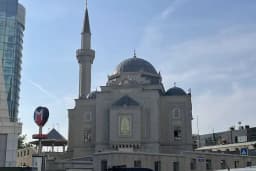 Hz. Aişe Cami