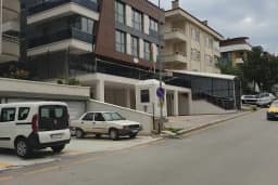 Gine Büyükelçiliği