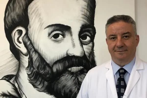 Prof. Dr. Cem Güler, Üroloji - Üroloji Uzmanı - İzmir Narlıdere