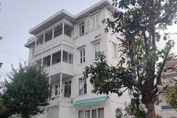 Di̇lmaclar Pansi̇yon - Uzun Süreli Kalmaya Uygun Otel - İstanbul Küçükçekmece