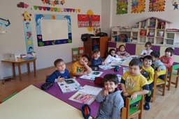 Atlıkarınca Kreş ve Gündüz Bakımevi