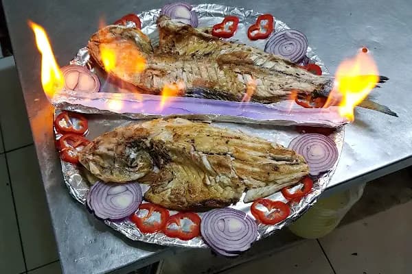 Deniz Restaurant - Restoran - İzmir Gaziemir