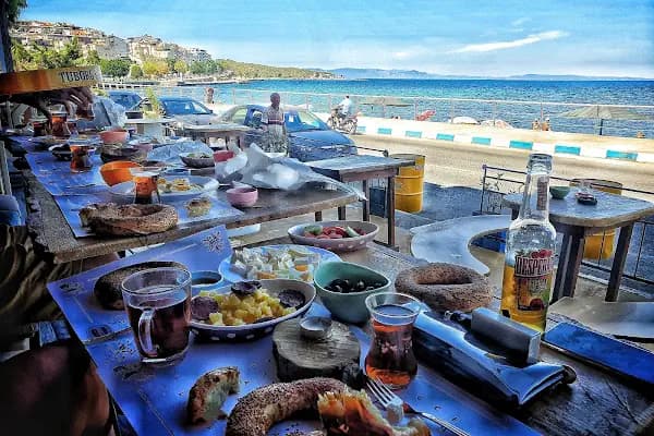 Yali Pansiyon Dikili - Yatılı Ev - İzmir Dikili