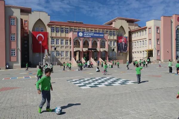 Emlak Konut Ergene Vadis İlkokulu - Okul - Tekirdağ Çorlu