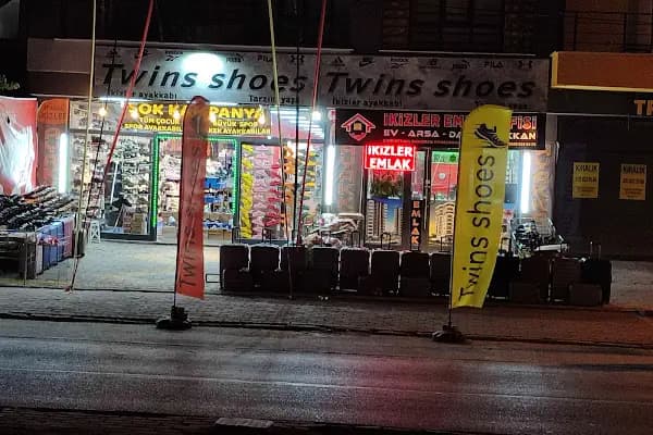 TWİNS İkizler ayakkabı Ramazan parekende satış mağazası - Ayakkabı mağazası - Konya Selçuklu
