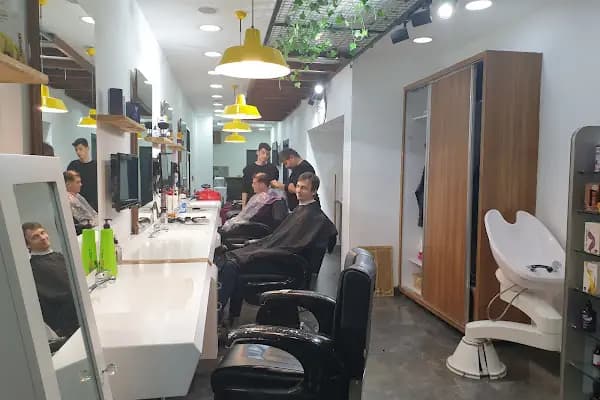 Salon Gökhan Erkek Kuaförü - Berber Dükkanı - İzmir Menderes
