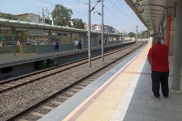Koşu - Tren İstasyonu - İzmir Menemen