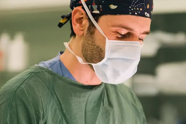 Op.Dr.Furkan Özer - Kulak Burun Boğaz Kliniği - İstanbul Ümraniye