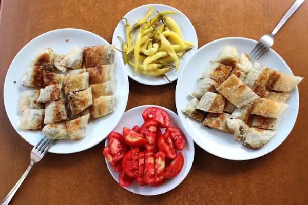 LALE BÖREKÇİLİK | HUZUREVLERİ | BELEDİYE EVLERİ | TÜRKMENBAŞI | Şubesi - Börekçi - Adana Çukurova