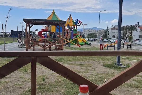 Dr. Devlet Bahçeli Sahil Parkı - Park - Mersin Toroslar