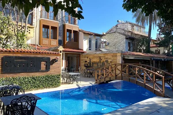 CASTLE OLD TOWN HOTEL - Otel - Antalya Kepez