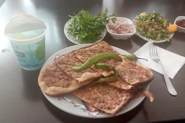 Özlem Etli Ekmek Salonu - Restoran - Konya Karatay