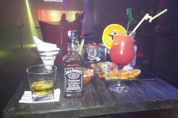 Tren Club Mersin - Gece kulübü - Mersin Mezitli