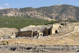 Hierapolis Direkli Kilise