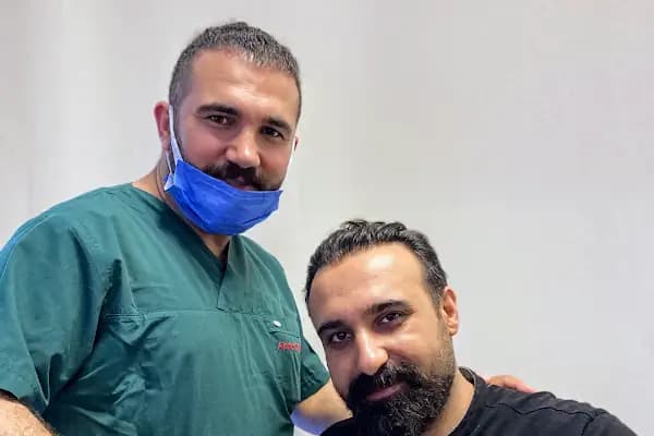 Ahmet Tosun Saç Ekimi (The Hair Clinicc) - Saç Transplantasyonu Kliniği - İstanbul Şişli